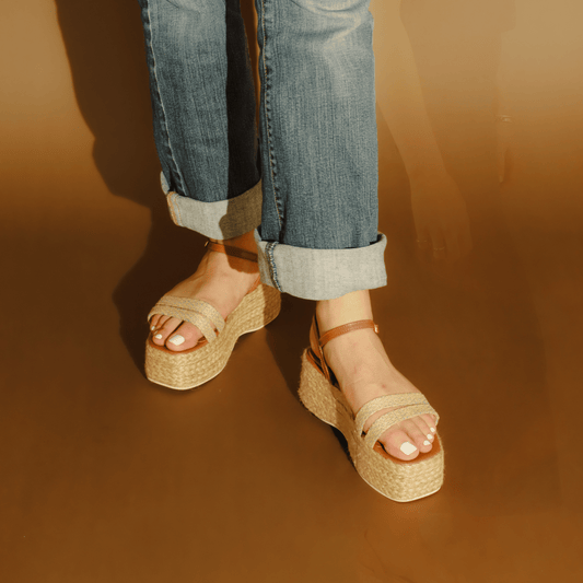 Linya in Toffee