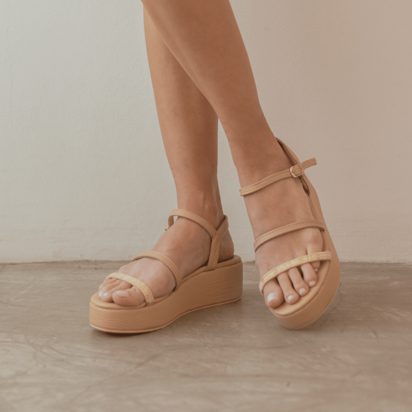 Tri Platform in Butter